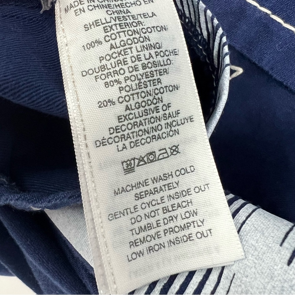 True Religion Big T Shacket
Size 2XL - Picture 6 of 6